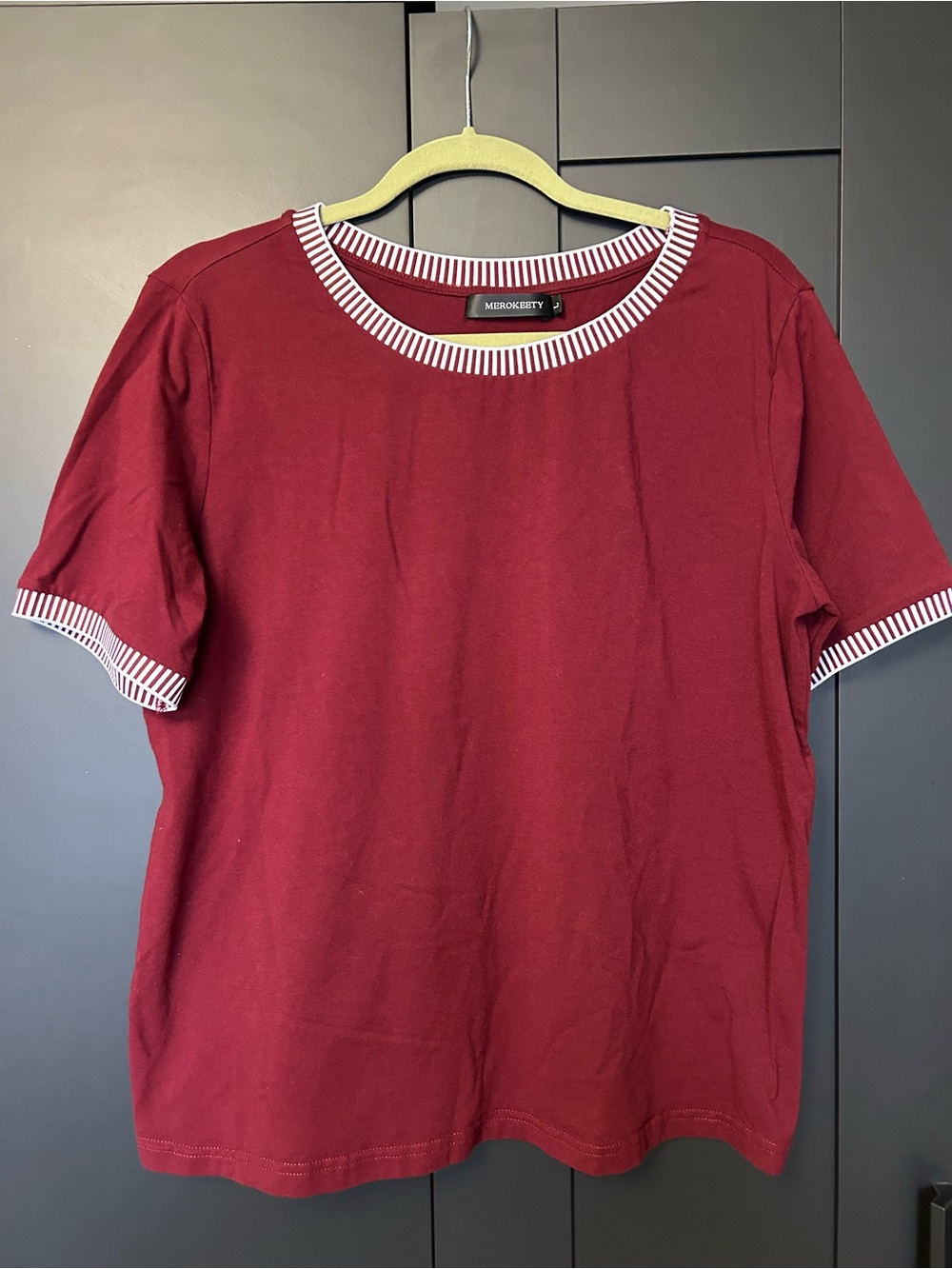 Women's maroon Short-Sleeve Crewneck Tee with Striped Trim